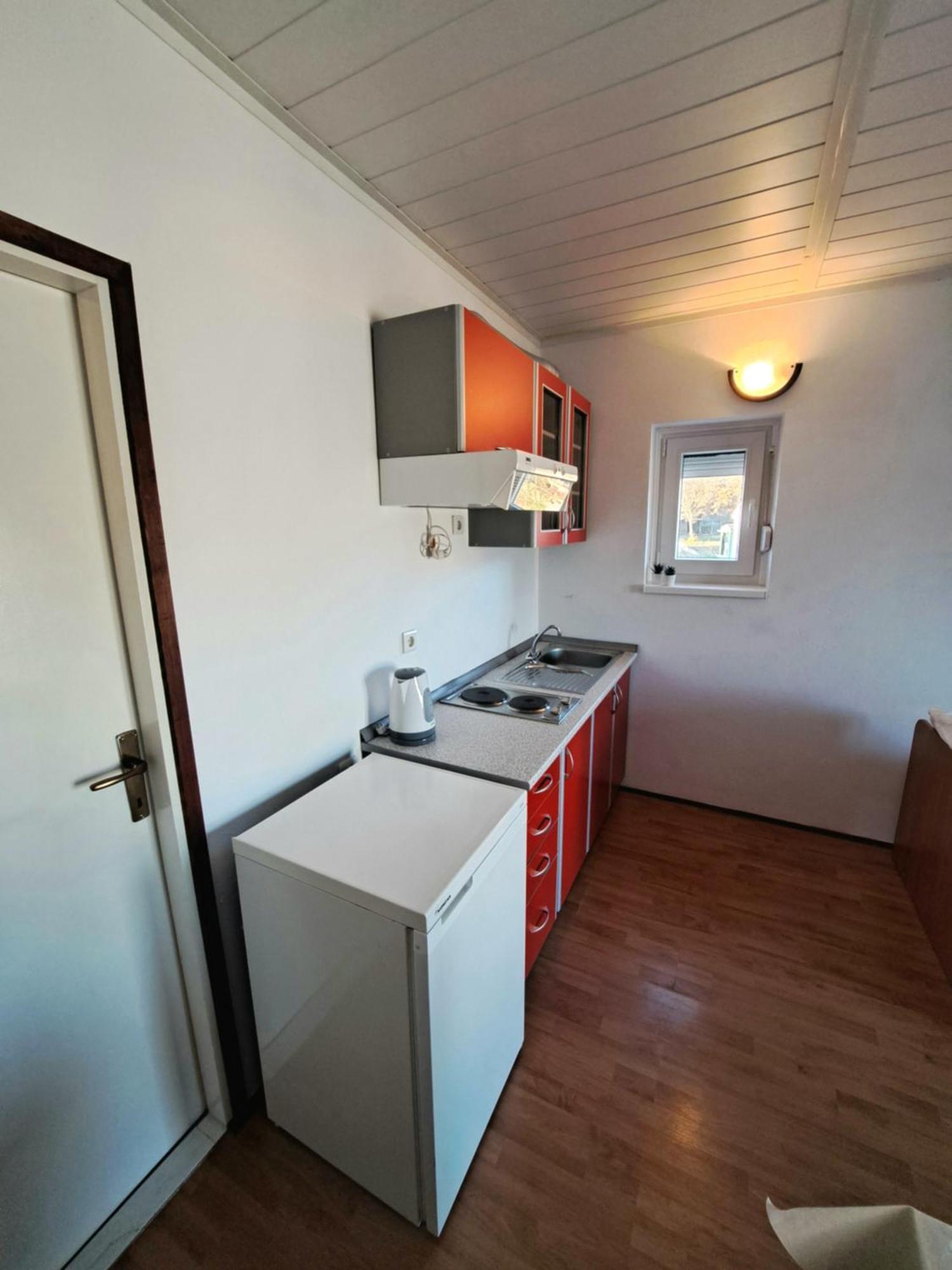 Apartments Maruna 马斯莱尼察 外观 照片