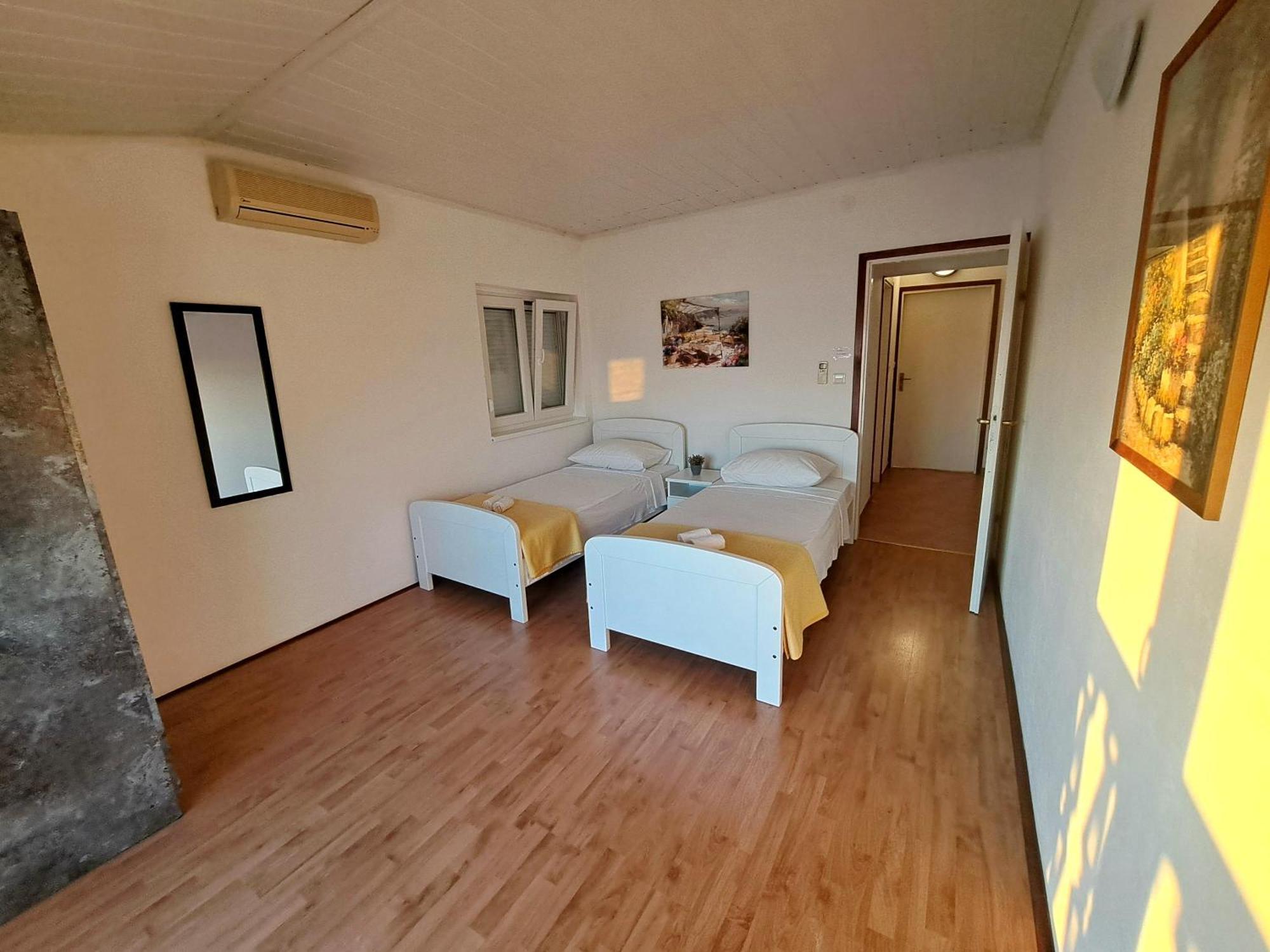 Apartments Maruna 马斯莱尼察 外观 照片